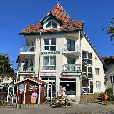 Strandnah Mit Terrasse *