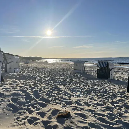 Strandnah Mit Terrasse